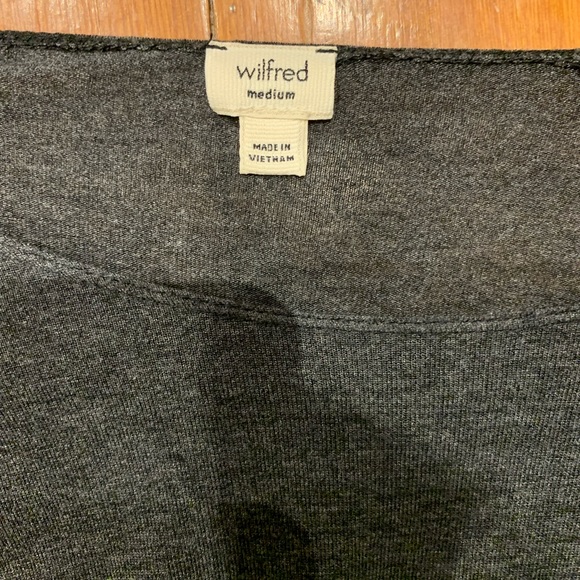 Aritzia Wilfred Long-sleeve Top Size M - Picture 2 of 3